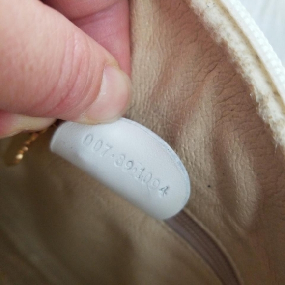 Authentic Vintage Gloral Gucci Crossbody Bag - Picture 12 of 12